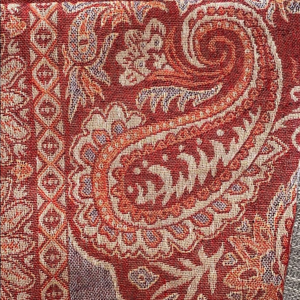 Patterned Scarf/Wraps - Picture 3 of 13
